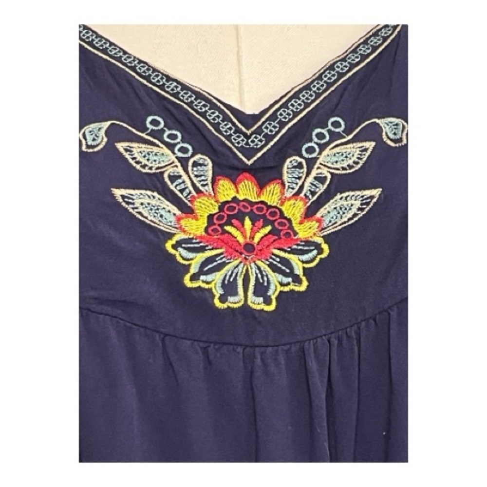 💙💛 EUC PARAMI DESIGNS Navy Boho Embroidered Flutter Sleeve Peasant Blouse | 2X - Picture 5 of 7